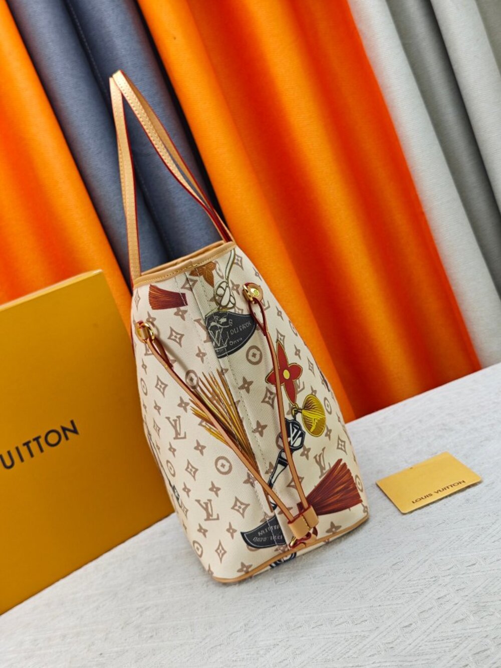 NWT - Louis Vuitton Authentic Bags - Picture 4 of 9